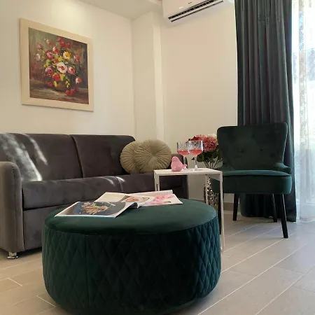 Onavi Lägenhet Makarska