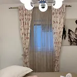 アパート Onavi マカルスカ