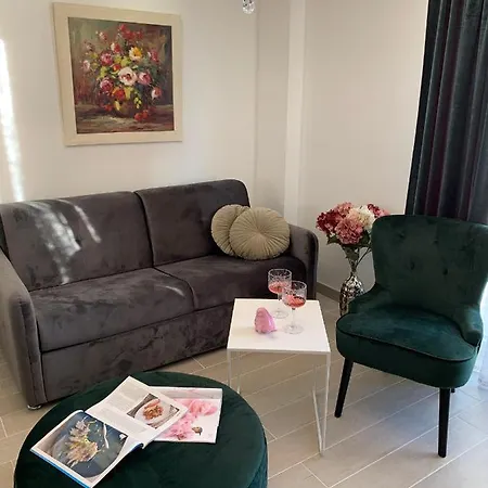 Onavi マカルスカ