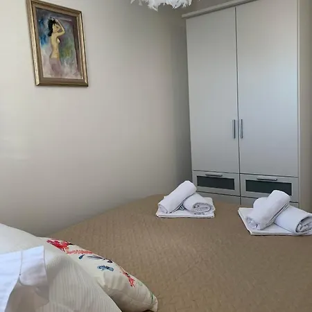 Onavi Lejlighed Makarska