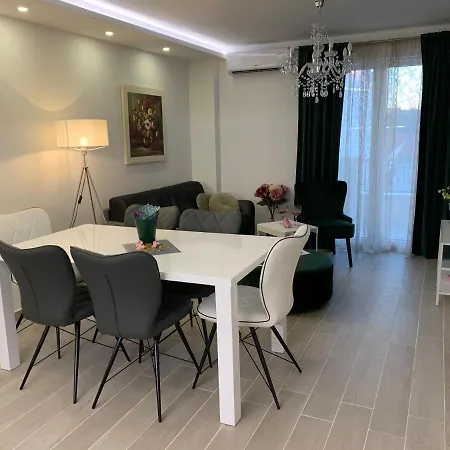 Onavi マカルスカ